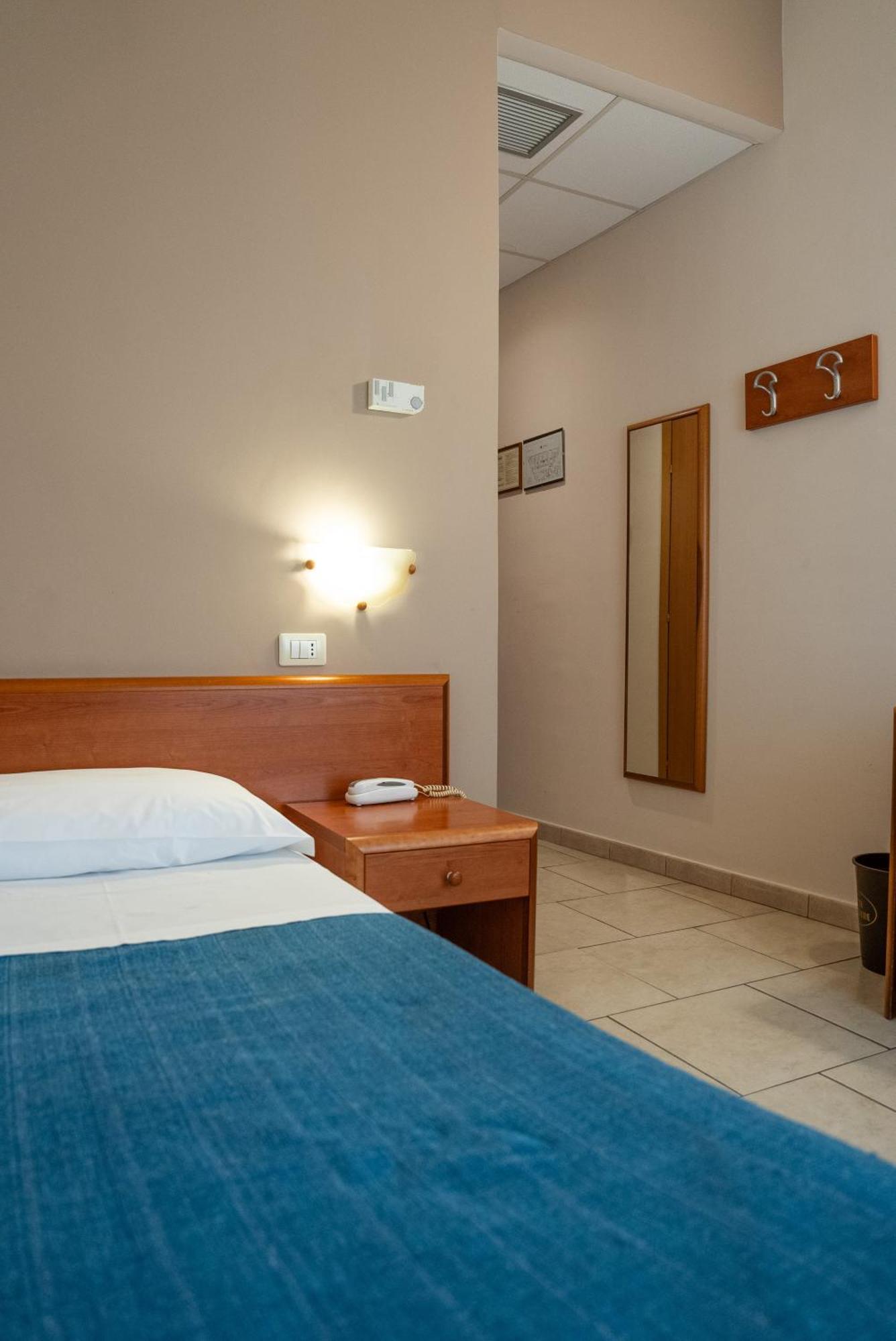 Hotel Belvedere Canicatti Bagian luar foto
