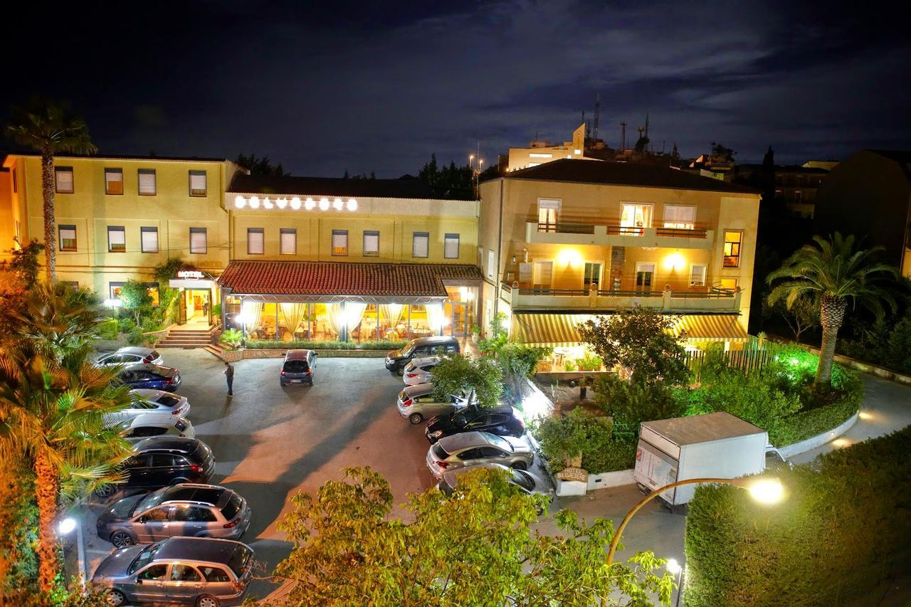 Hotel Belvedere Canicatti Bagian luar foto